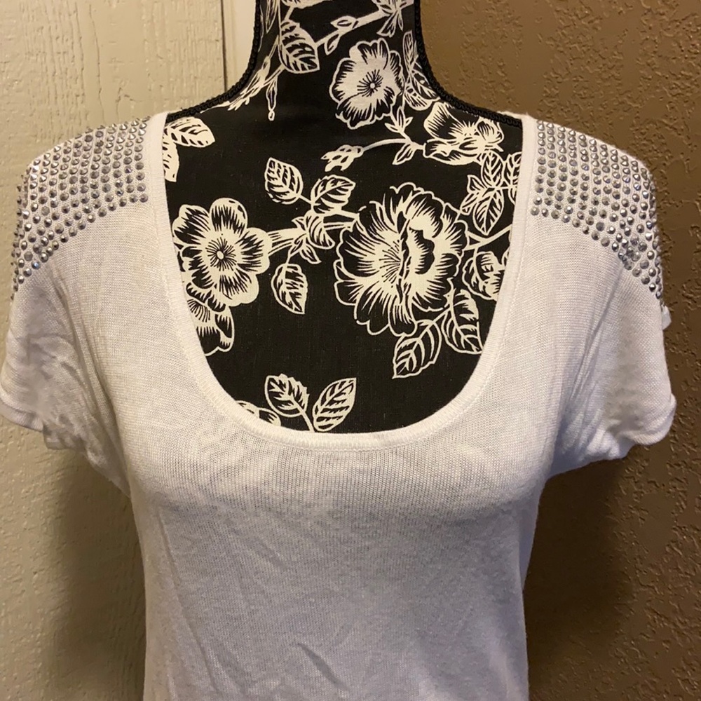 NWOT Express knit top with silver accent stones